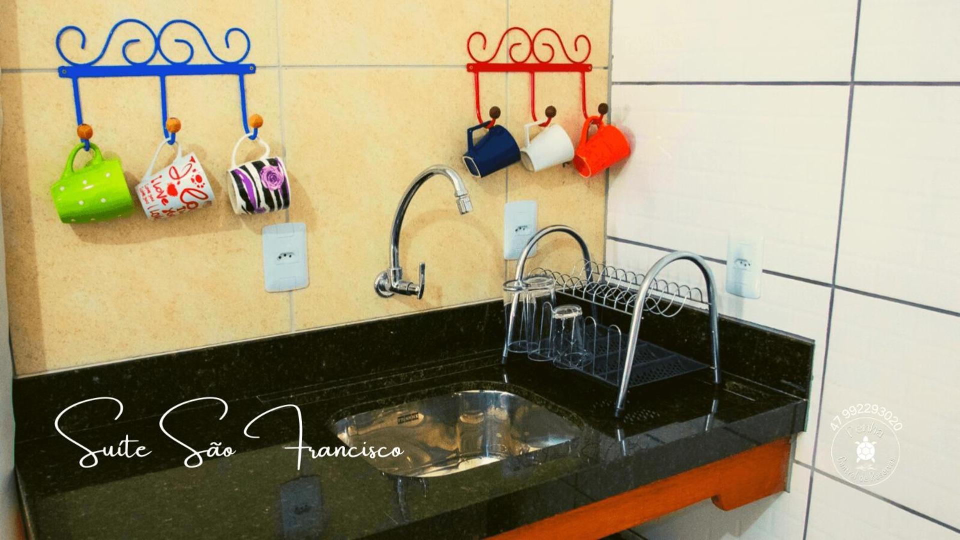 Apartamento Confortavel E Amplo, Proximo Ao Beto Carrero E A Praia ペーニャ エクステリア 写真